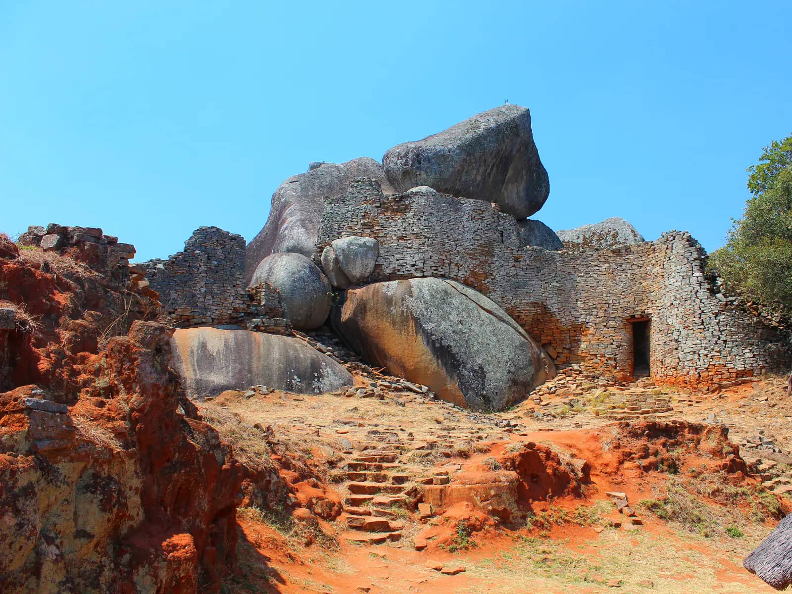 Great Zimbabwe Guided Heritage Tour in Great Zimbabwe National Monument, near Masvingo, Zimbabwe
